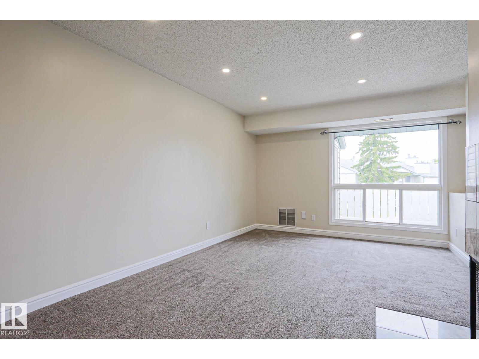 #86 2703 79 ST NW