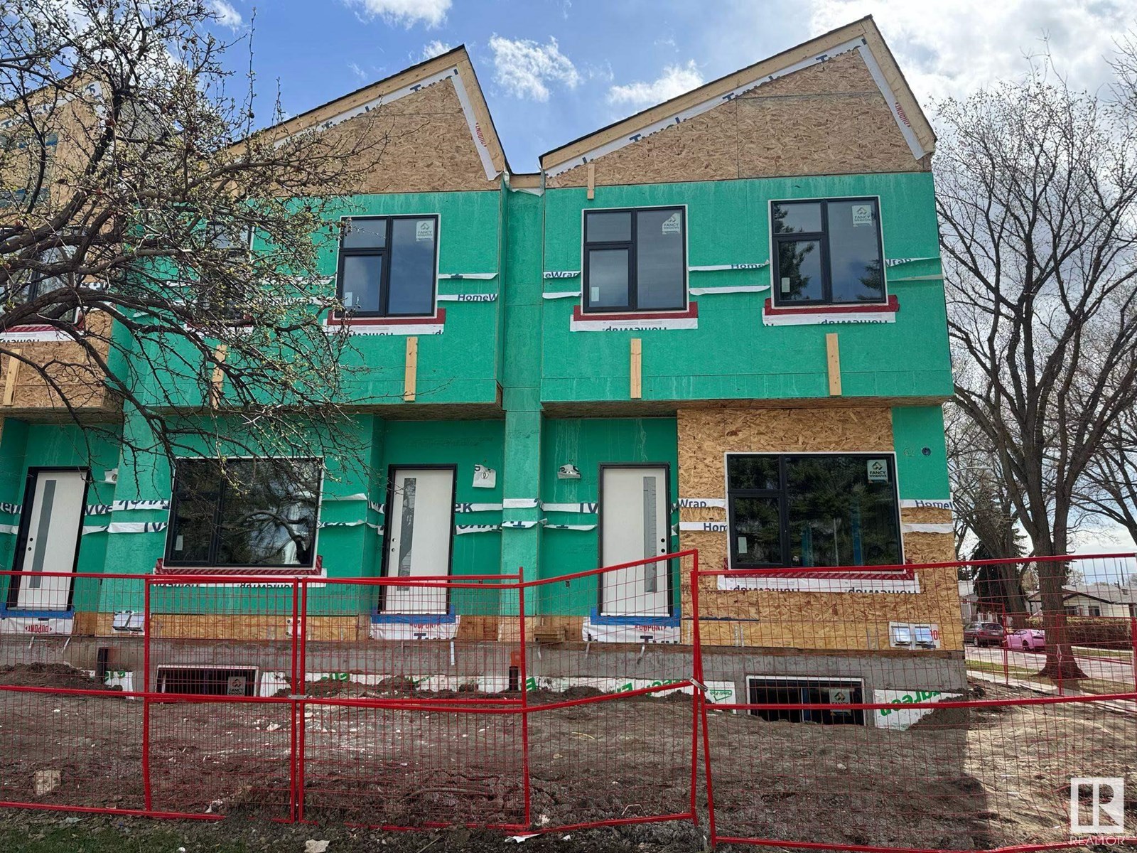 12847 103 ST NW