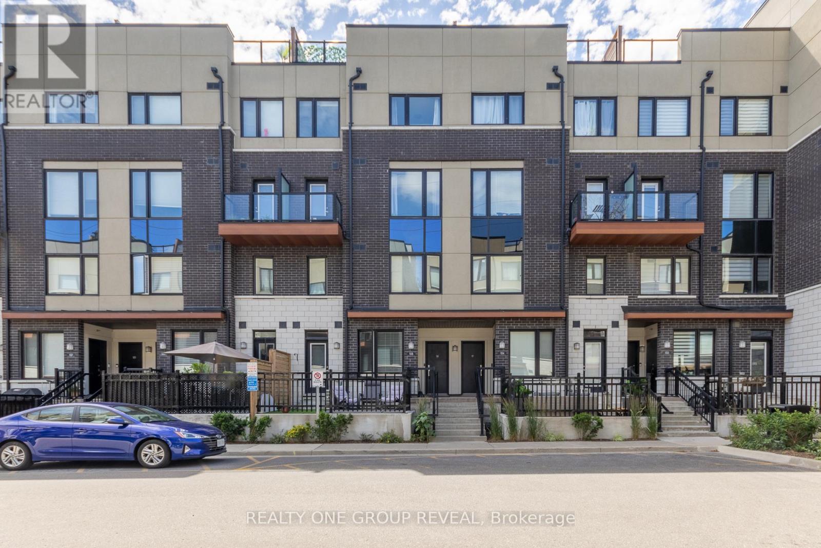 118 - 1555 KINGSTON ROAD