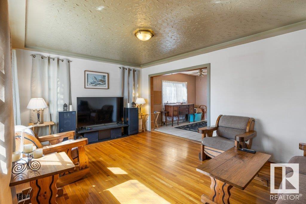 12610 69ST NW