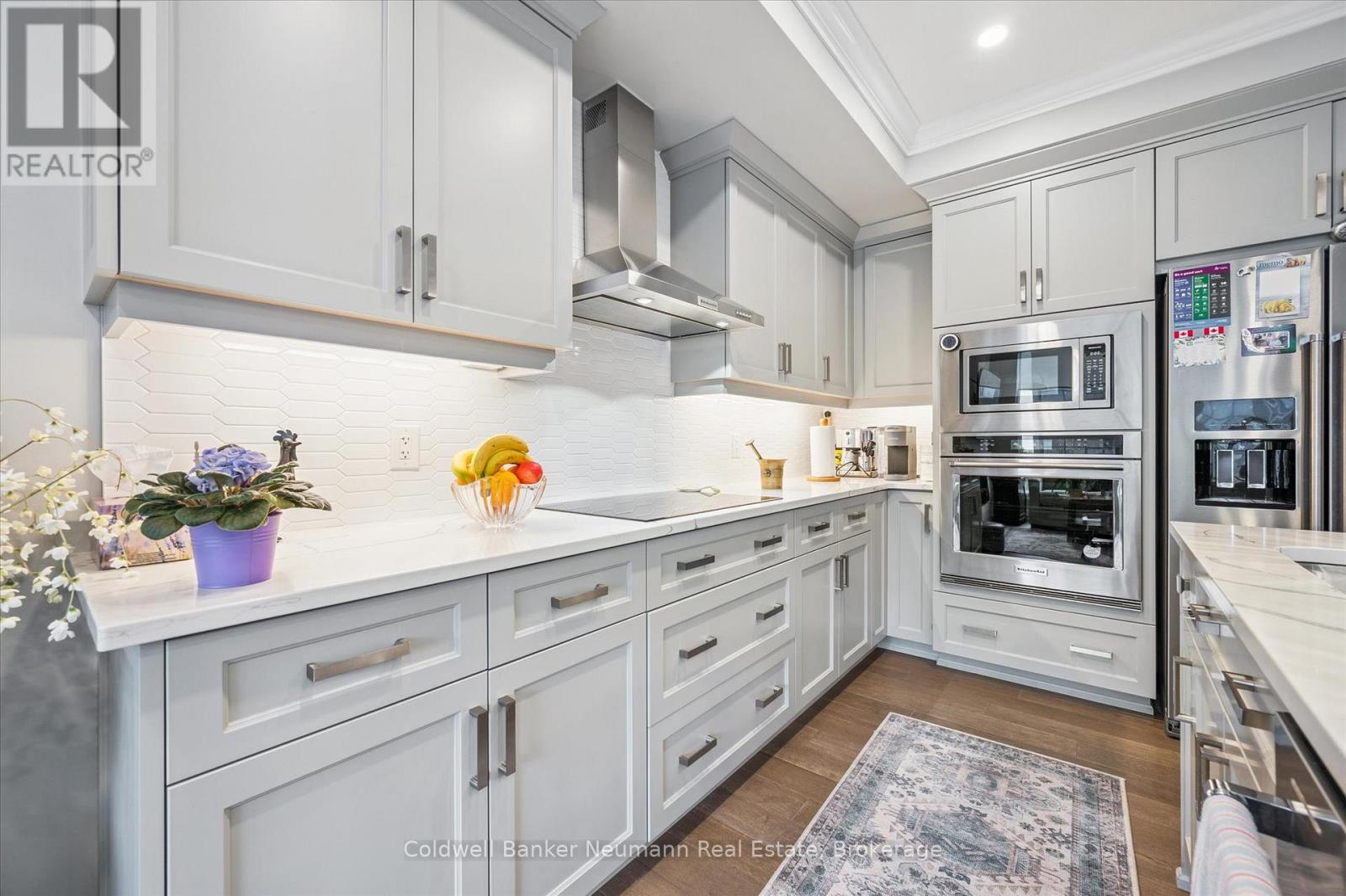 612 - 1880 GORDON STREET S