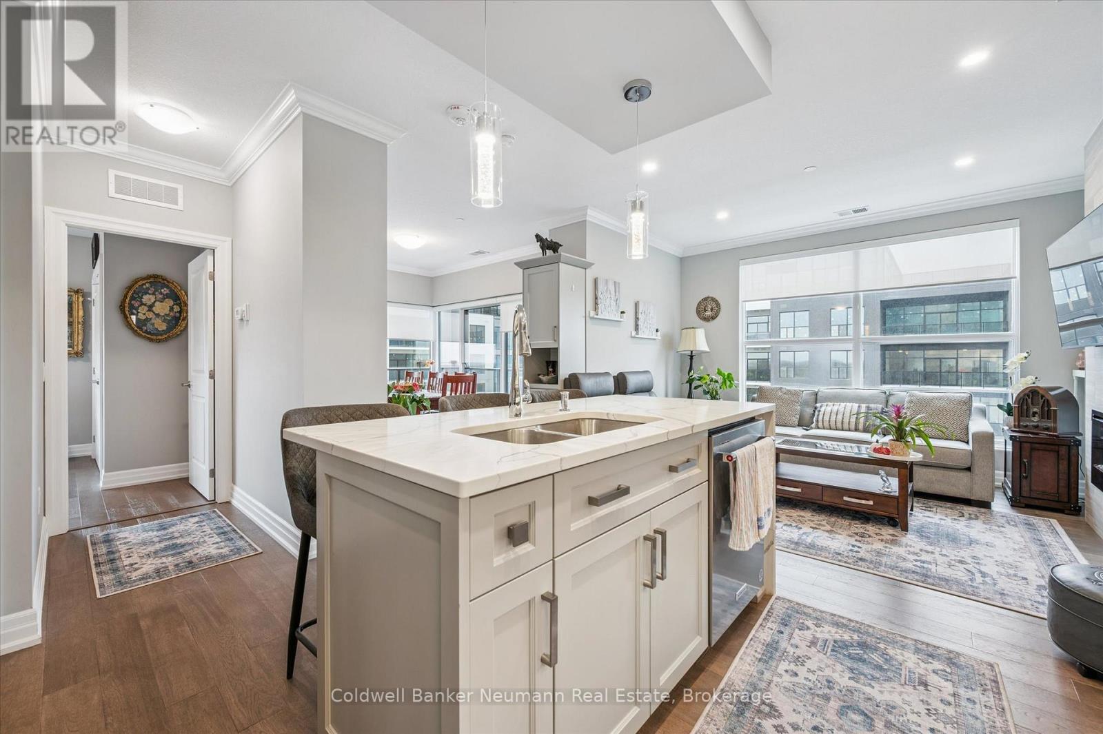 612 - 1880 GORDON STREET S
