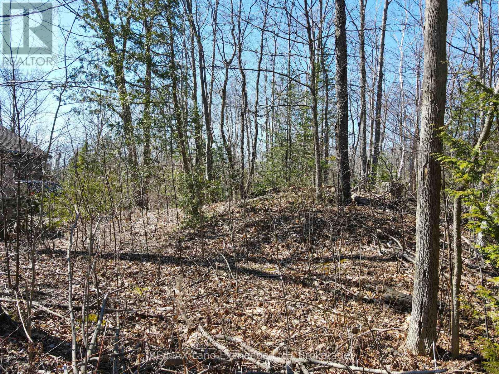 83 SILVER LAKE CRESCENT