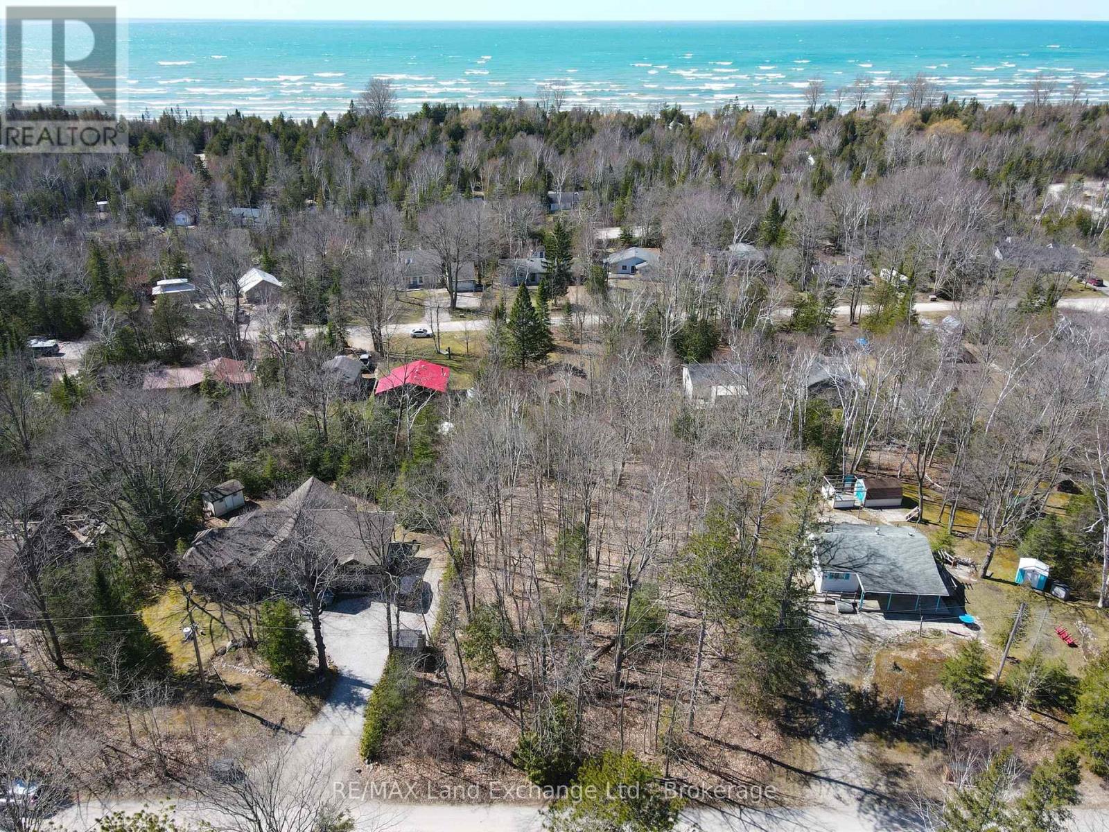 83 SILVER LAKE CRESCENT