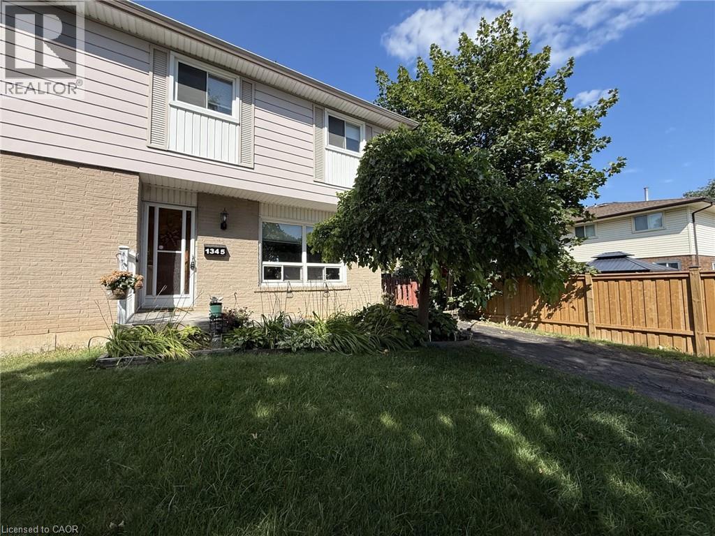 1345 COLONSAY Drive