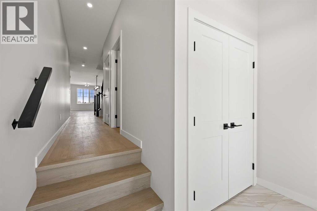 155 Greenwich Drive NW