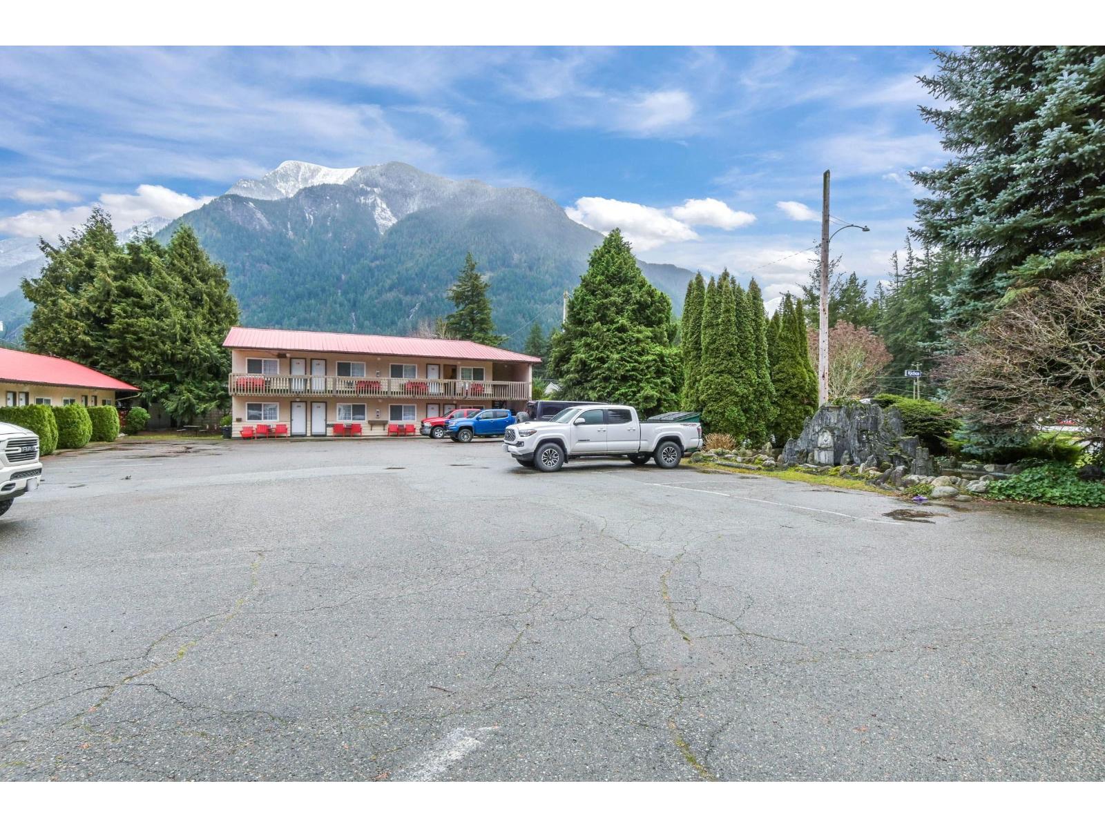 477 FRASER AVENUE|Hope