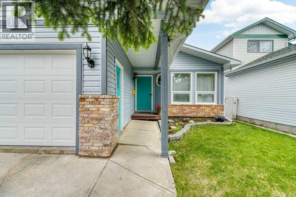 112 Cedargrove Way SW