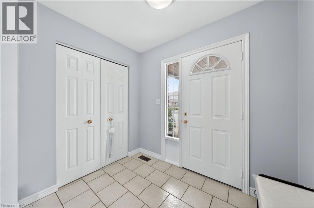 114 STIEFELMEYER Crescent