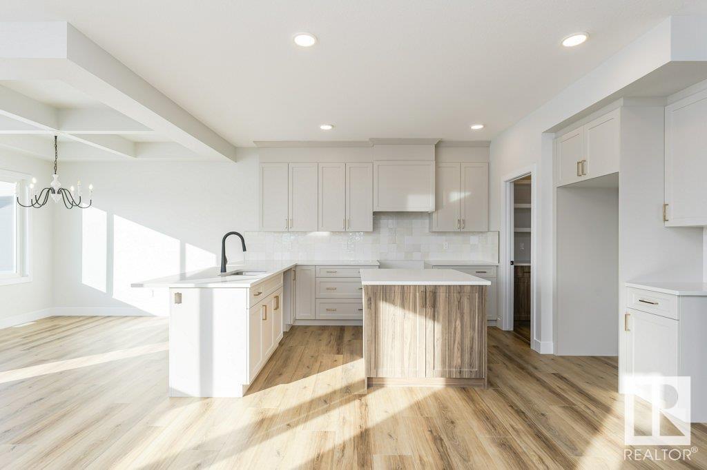 121 DANSEREAU WY