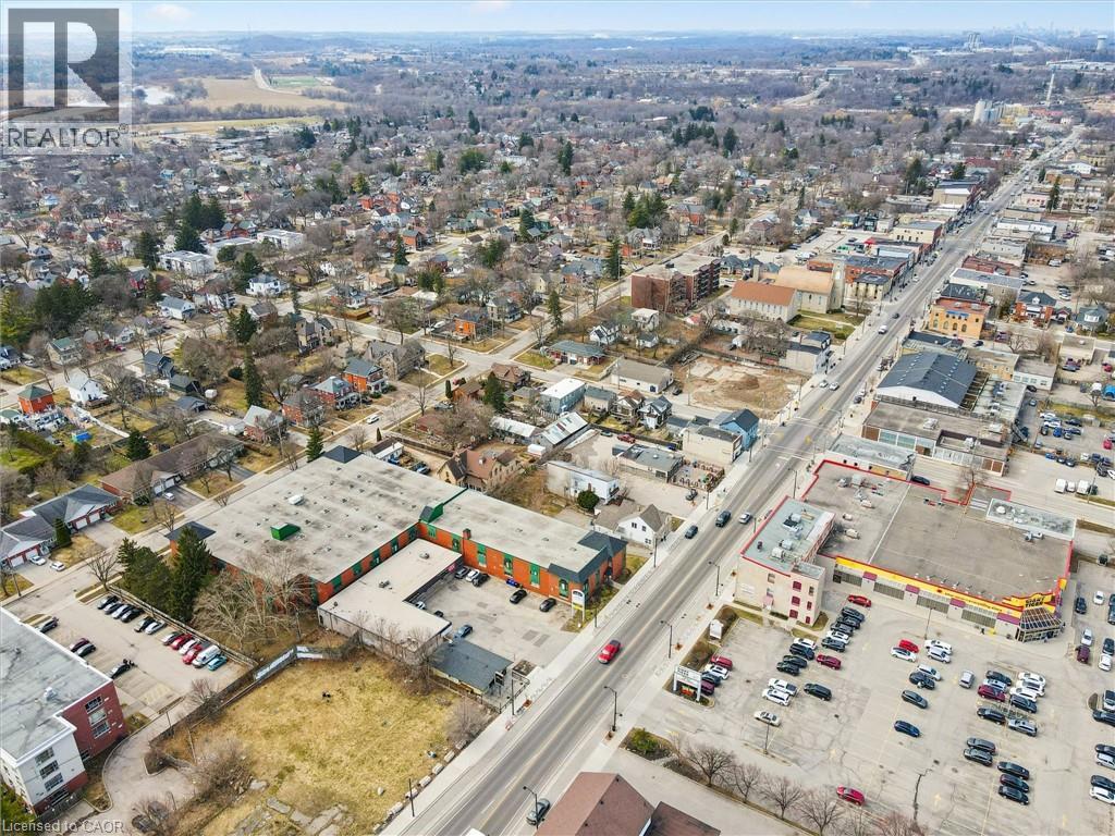 1009 QUEENSTON Road Unit# 205
