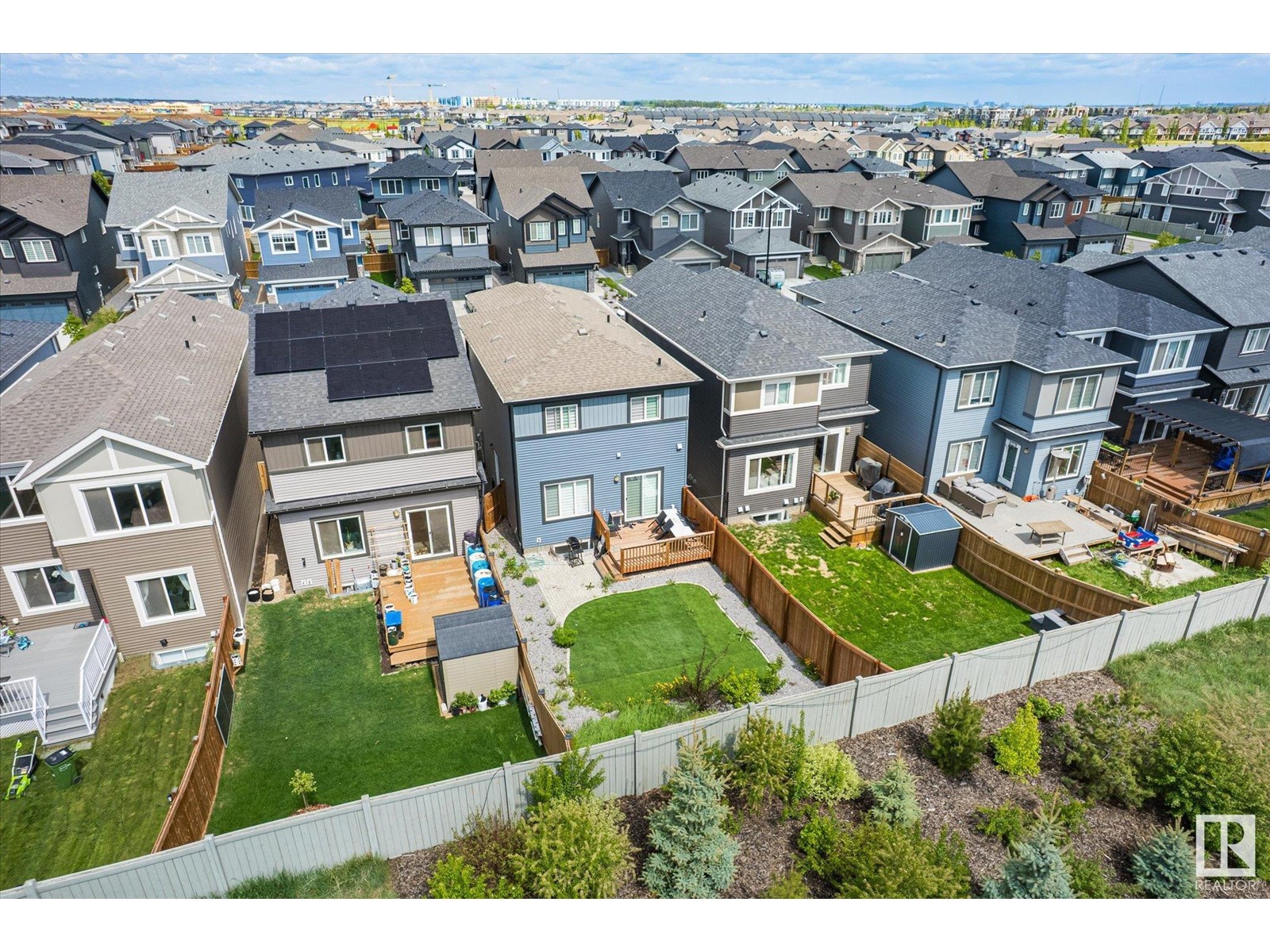 22143 80 AV NW