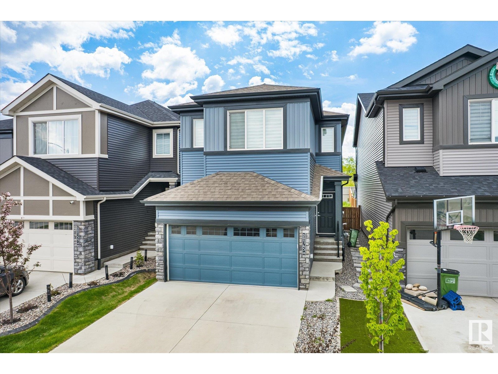 22143 80 AV NW
