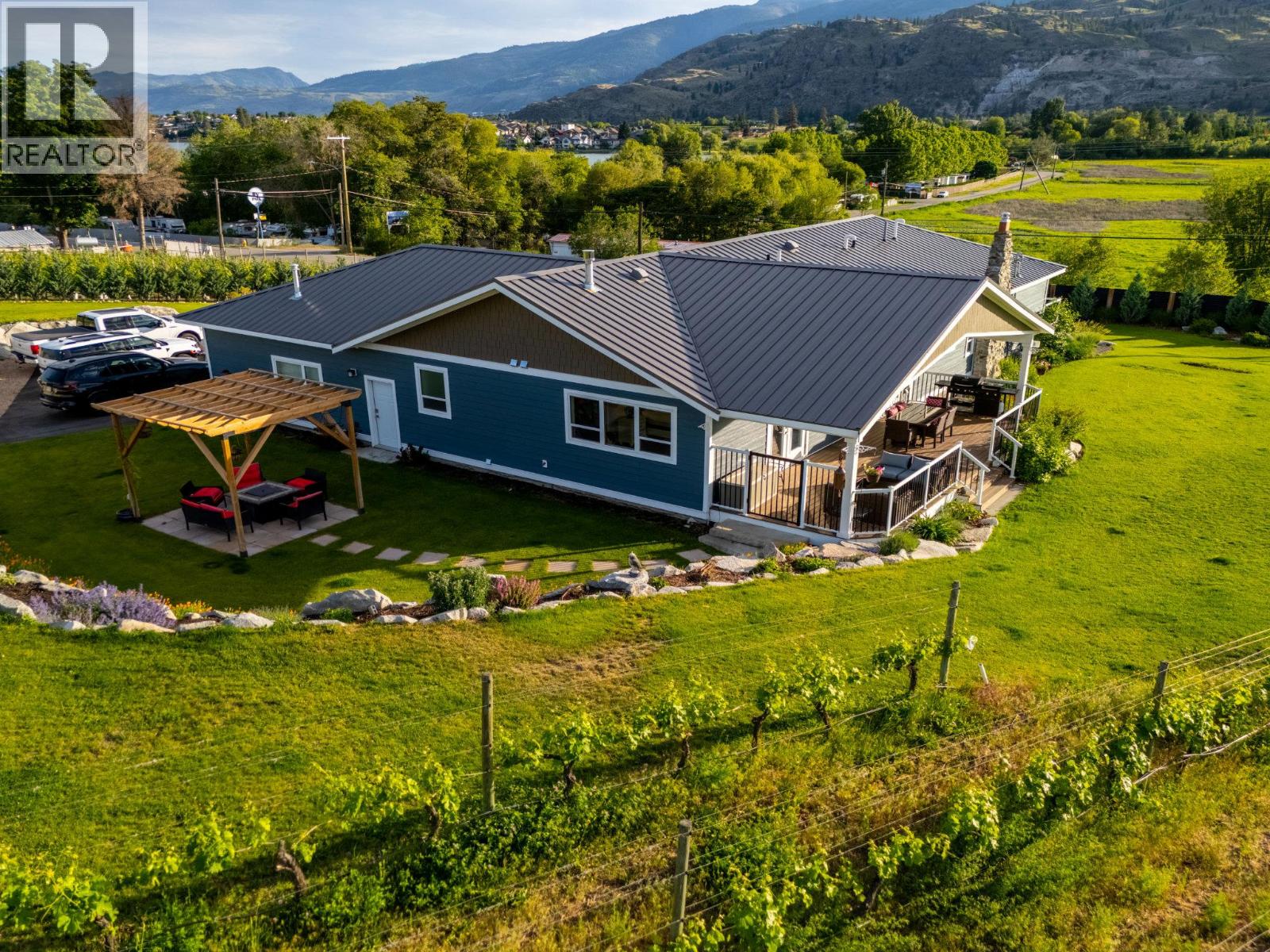 7207 Tucelnuit Drive