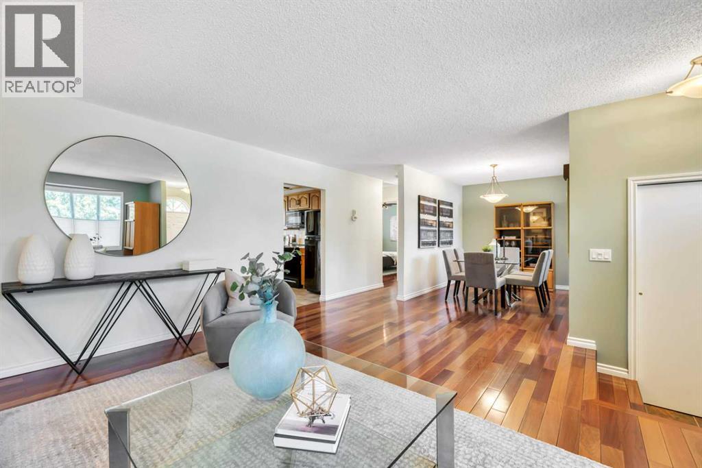 17 Windermere Road SW