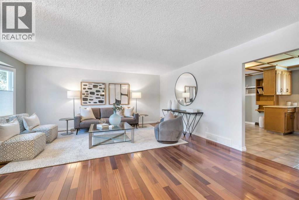 17 Windermere Road SW