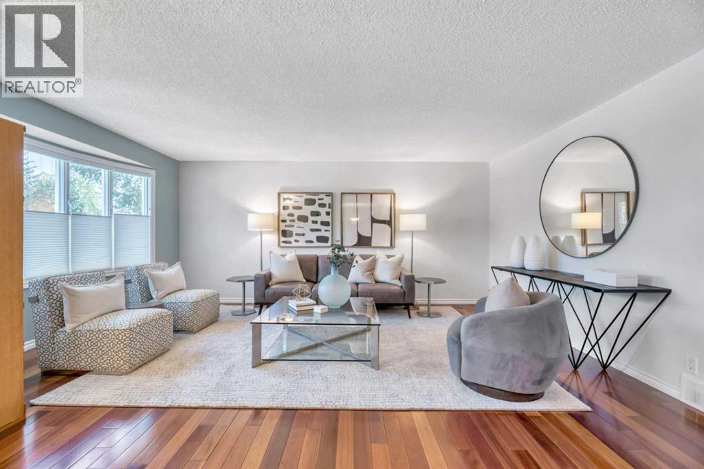 17 Windermere Road SW