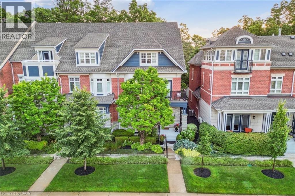 111 ST. LAWRENCE Drive