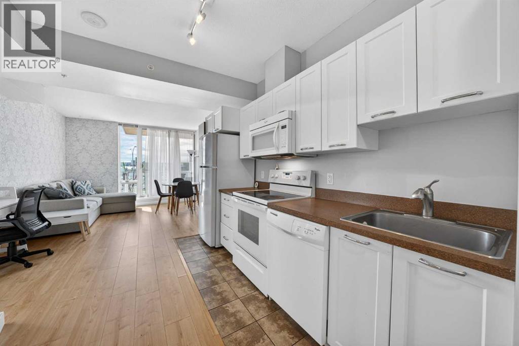 306, 3830 Brentwood Road NW