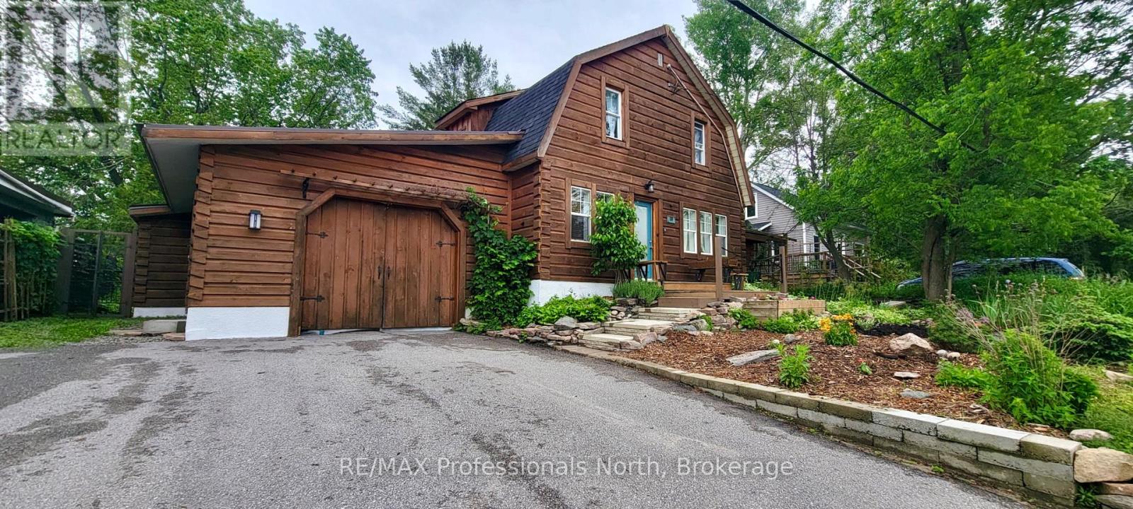 Photo 1 of 29 — 18 ST. GERMAINE STREET, Minden Hills (Minden), ON K0M2K0