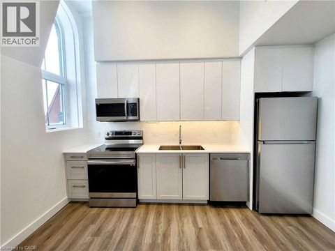 75 HURON Street Unit# 304 - STUDIO New Hamburg ON N3A1K1