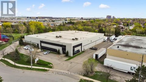 52 BRAMWIN COURT Brampton (Bramalea South Industrial) ON L6T5G2