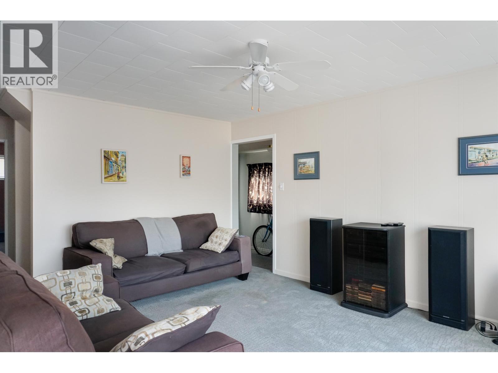 31 FULMAR STREET
