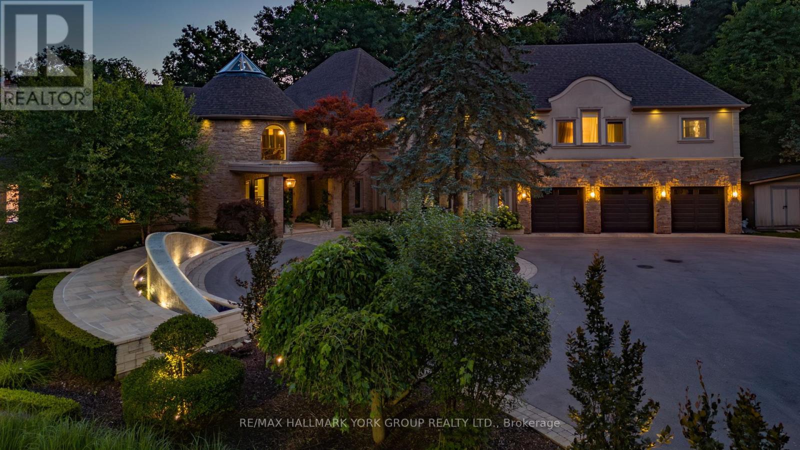 24 DEW DROP COURT