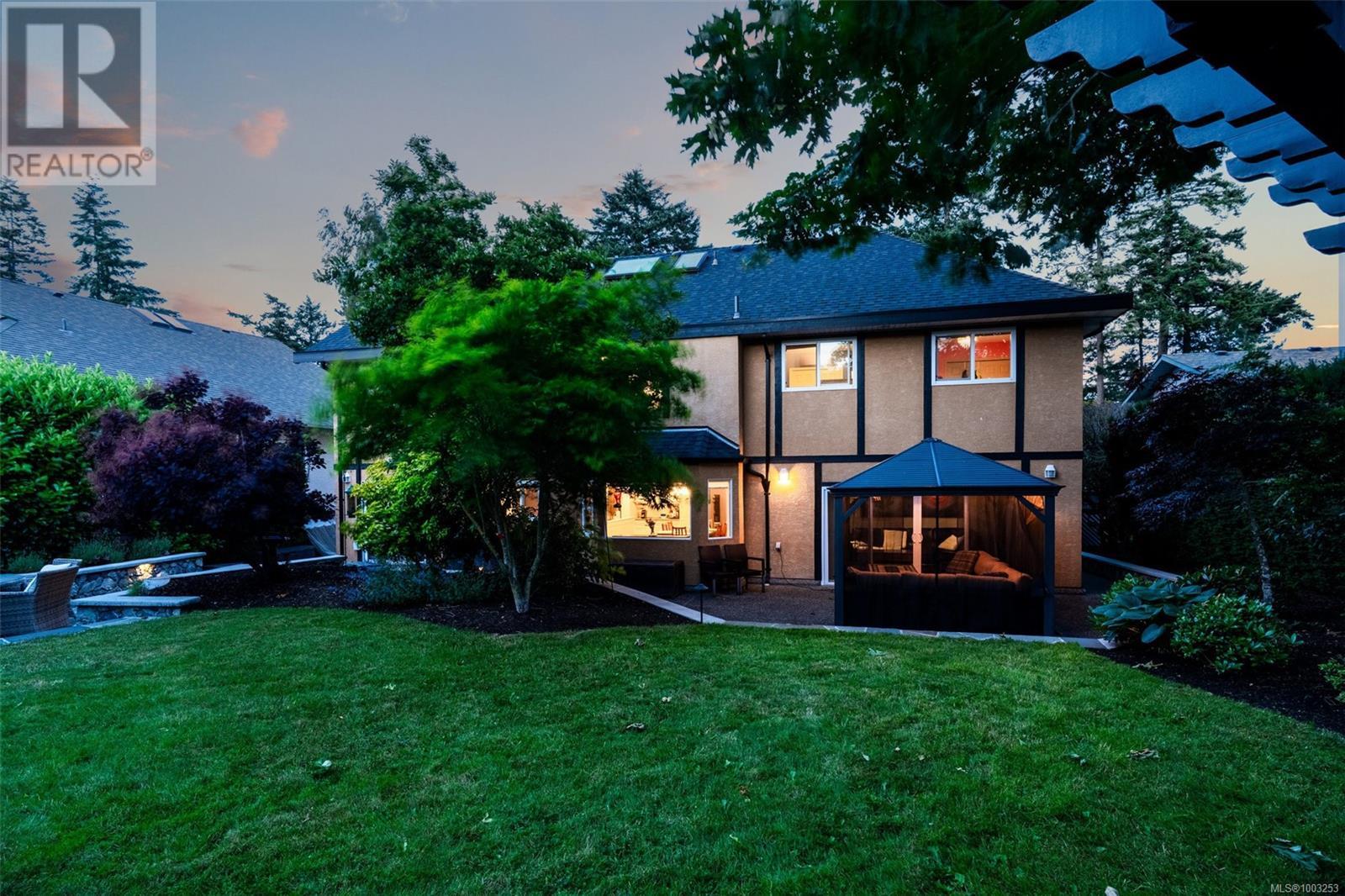 2013 Ferndale Rd