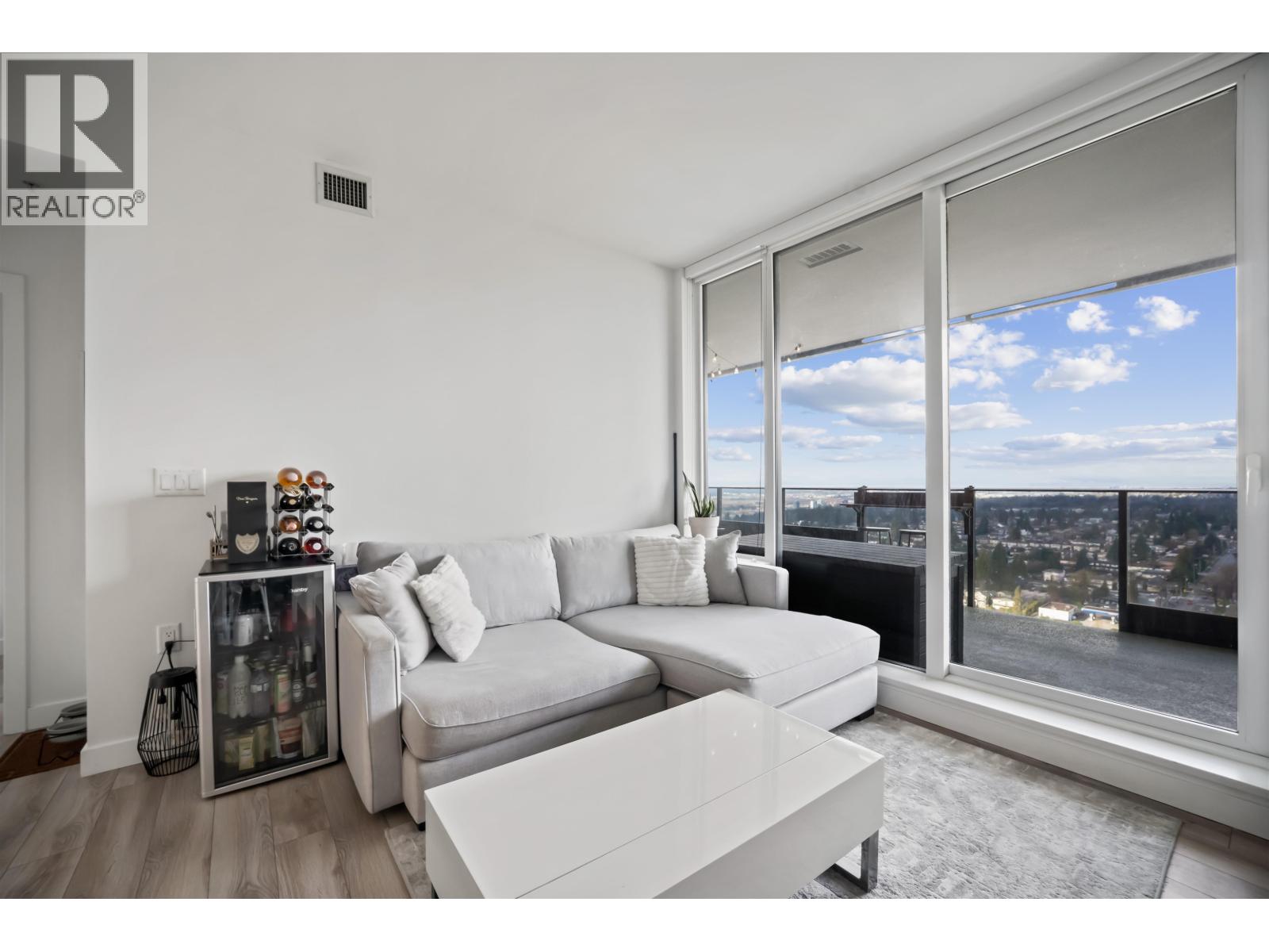 2501 6699 DUNBLANE AVENUE