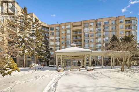 2511 LAKESHORE Road W Unit# 317 Oakville ON L6L6L9