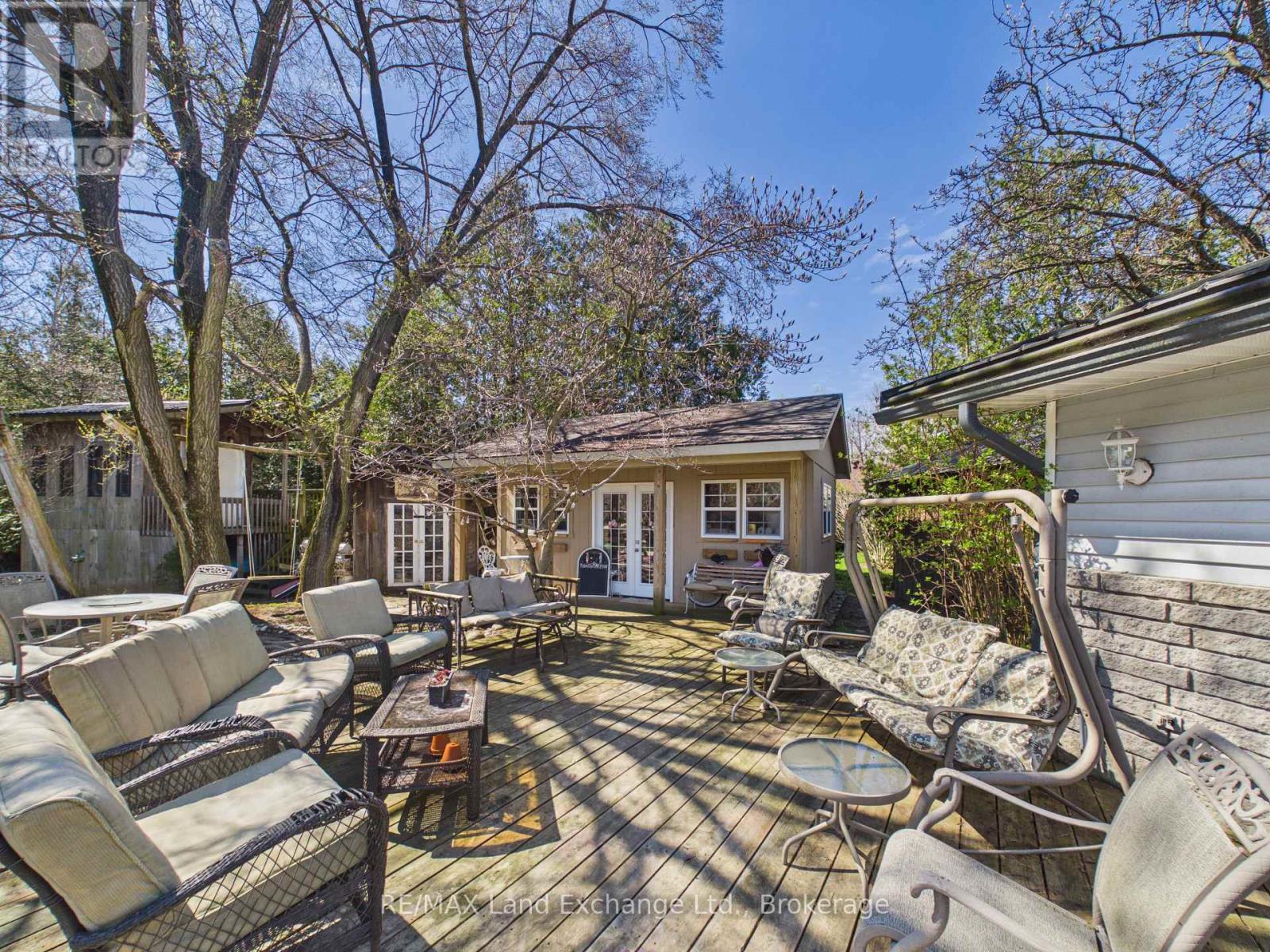 15 NORTH CEDAR LANE