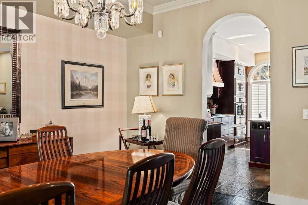 2421 Erlton Street SW