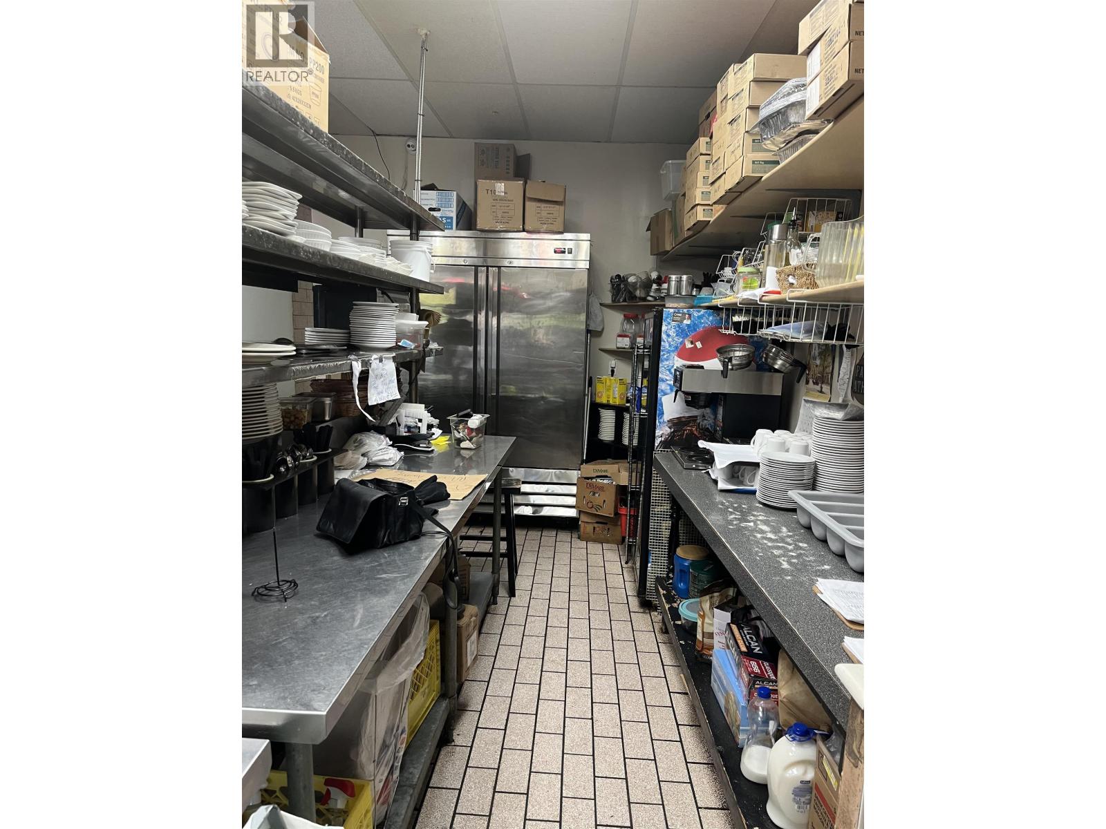 1000 CONFIDENTIAL AVENUE