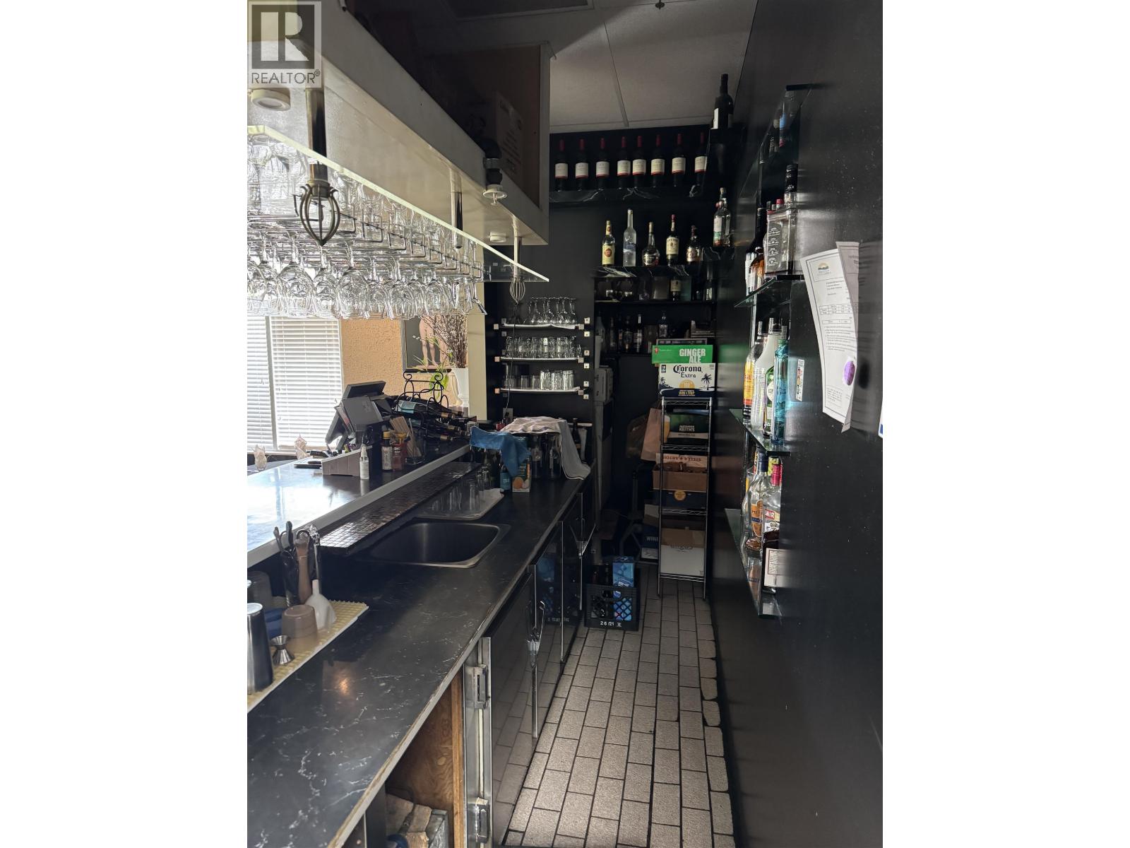 1000 CONFIDENTIAL AVENUE