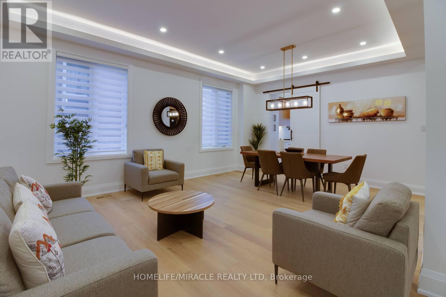 10 STAMFORD SQUARE S