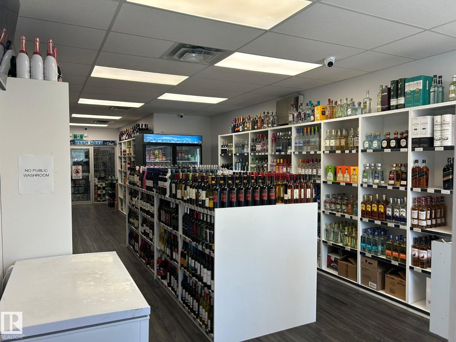 12612 118 AV NW