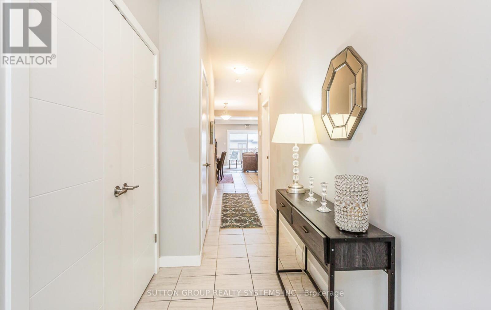 917 ROBERT FERRIE DRIVE