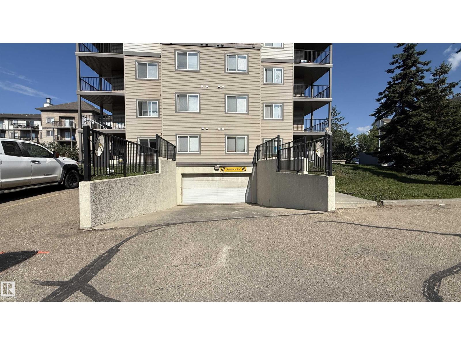 #133 301 CLAREVIEW STATION DR NW