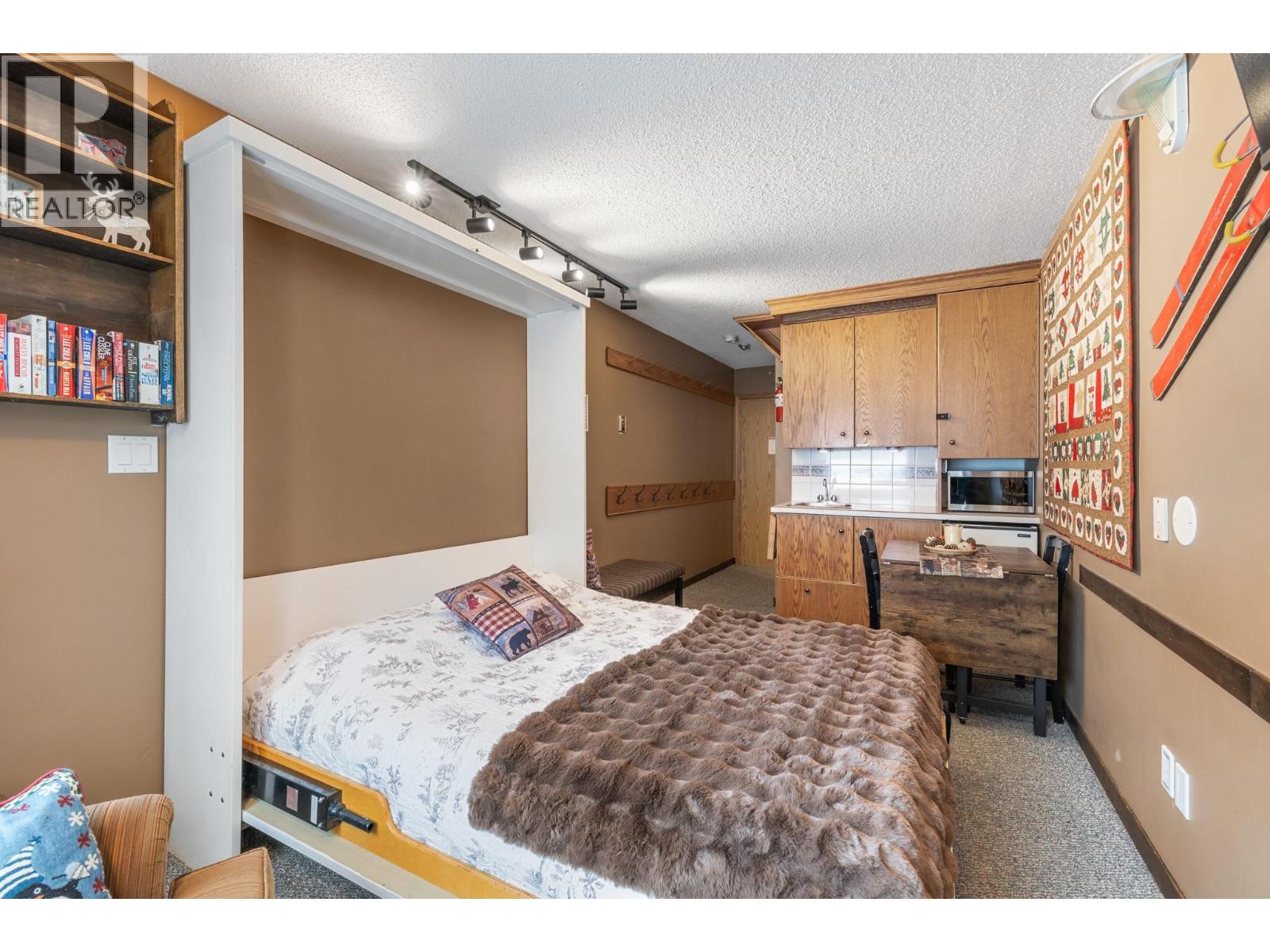 5375 Big White Road Unit# 126