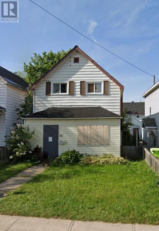 Photo 1 of 1 — 105 Albert ST E, Sault Ste. Marie, ON P6A2J2