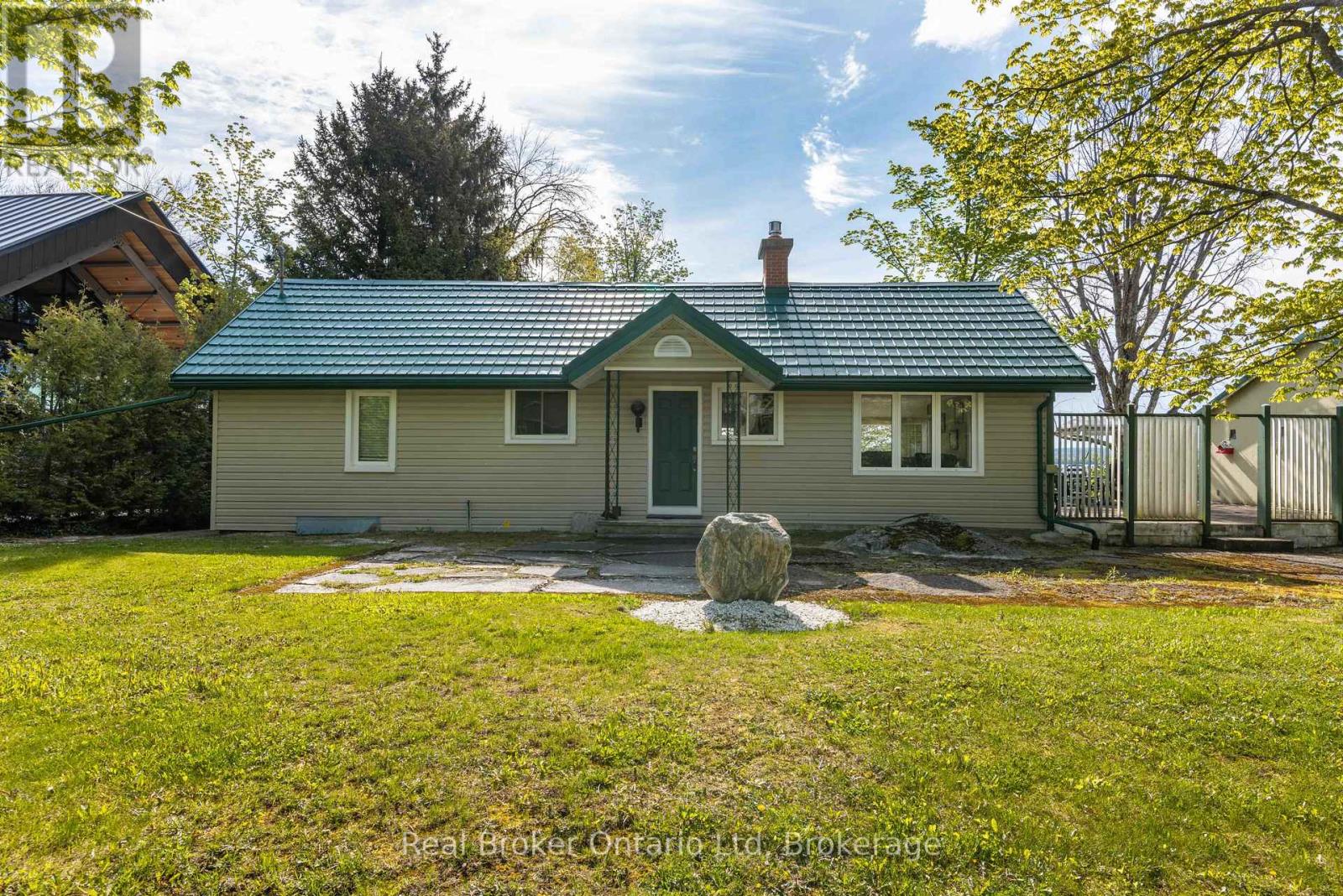 275 BALMY BEACH ROAD