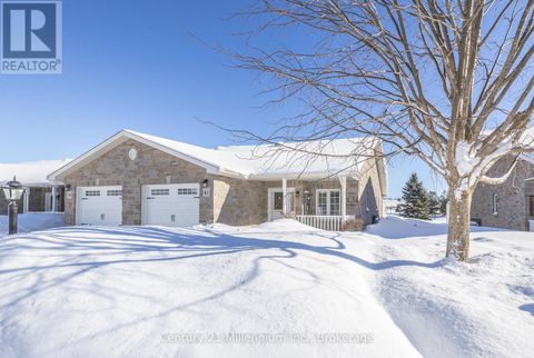 41 GARDEN GROVE Wasaga Beach ON L9Z0E6