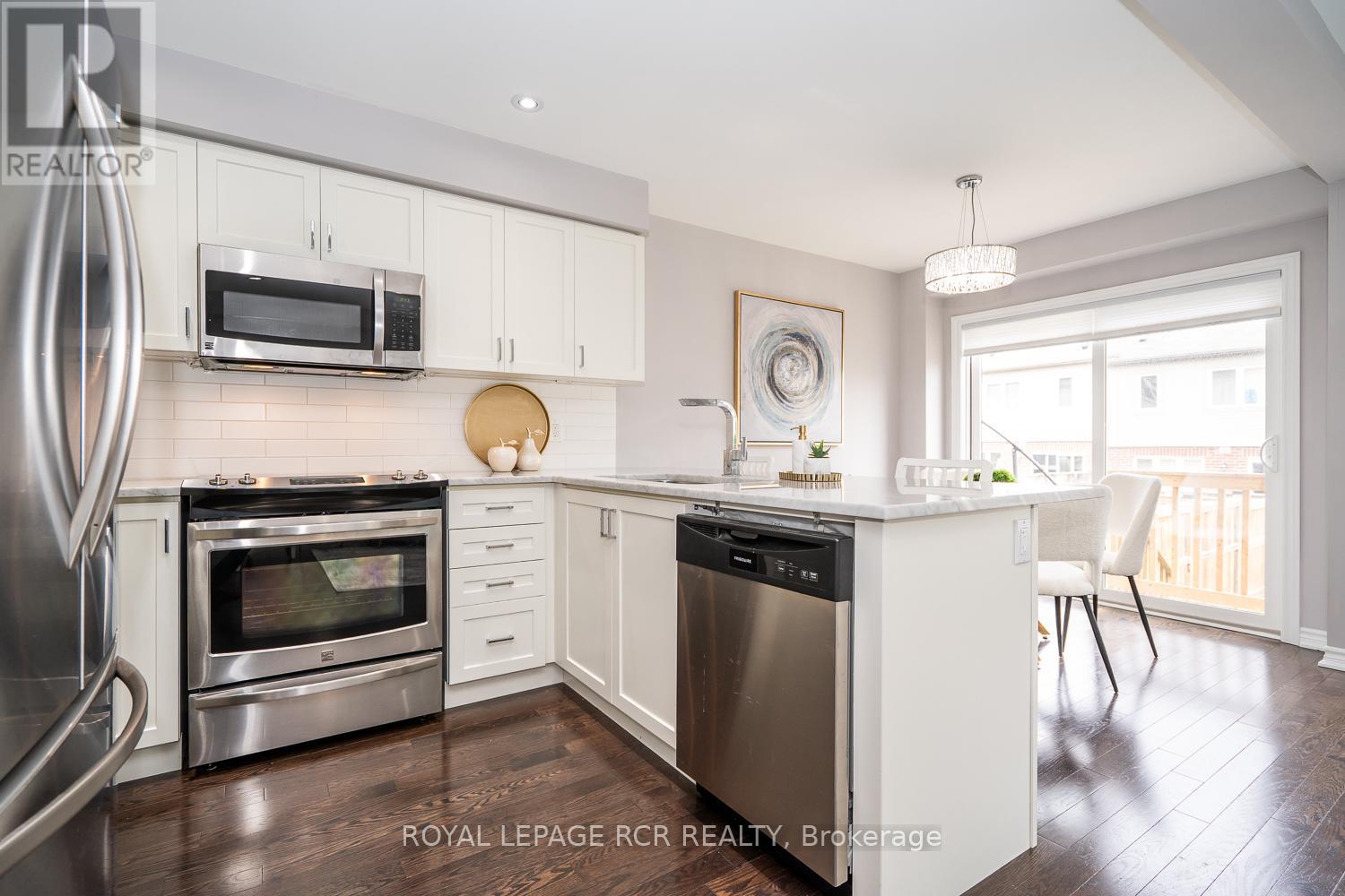 233 THOMPSON ROAD