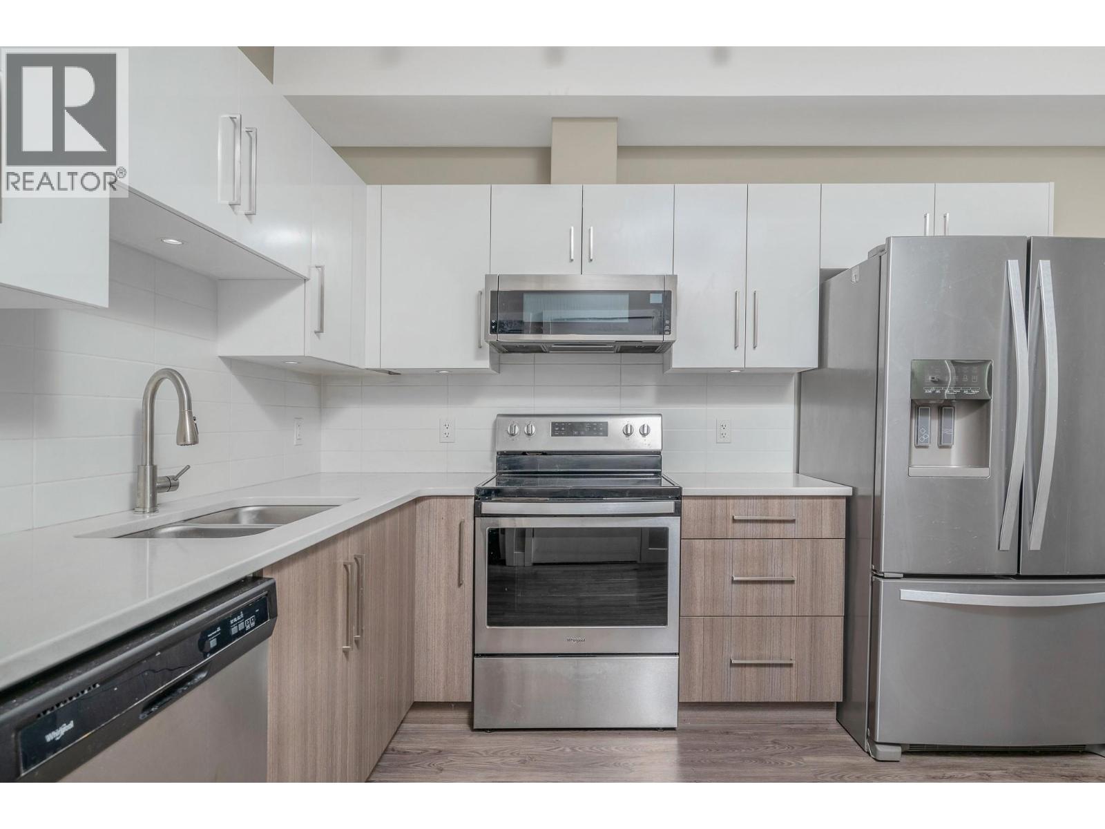 3409 28 Avenue Unit# 413