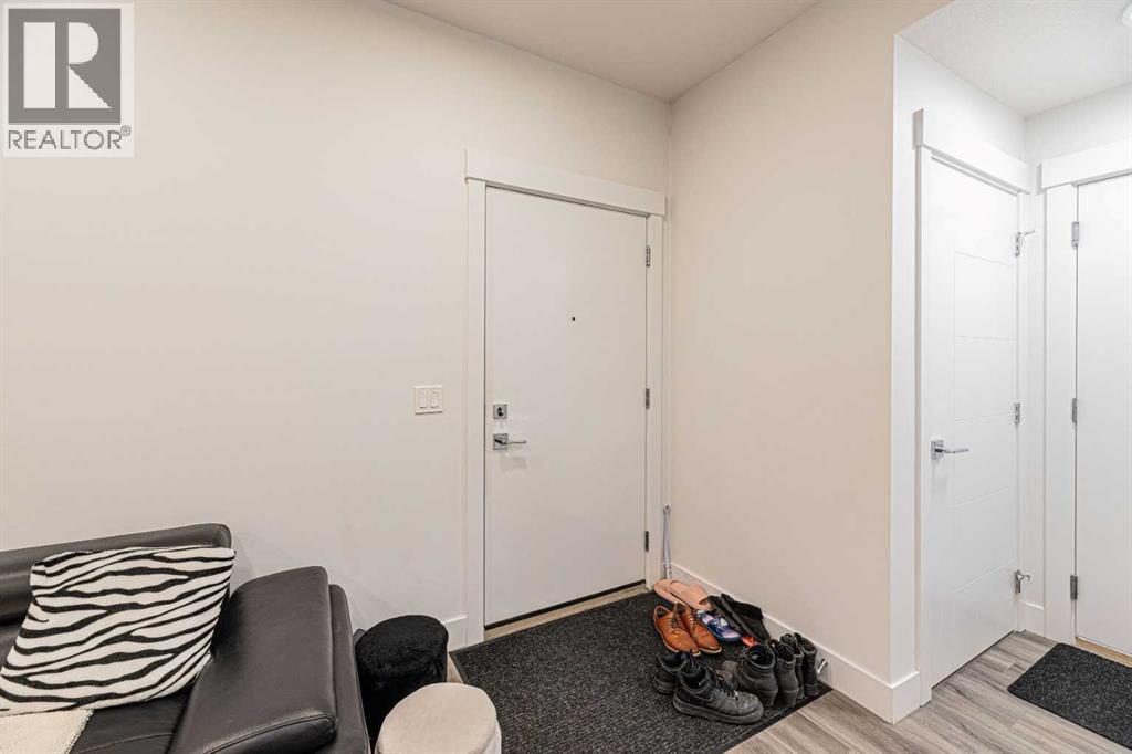 104, 10060 46 Street NE