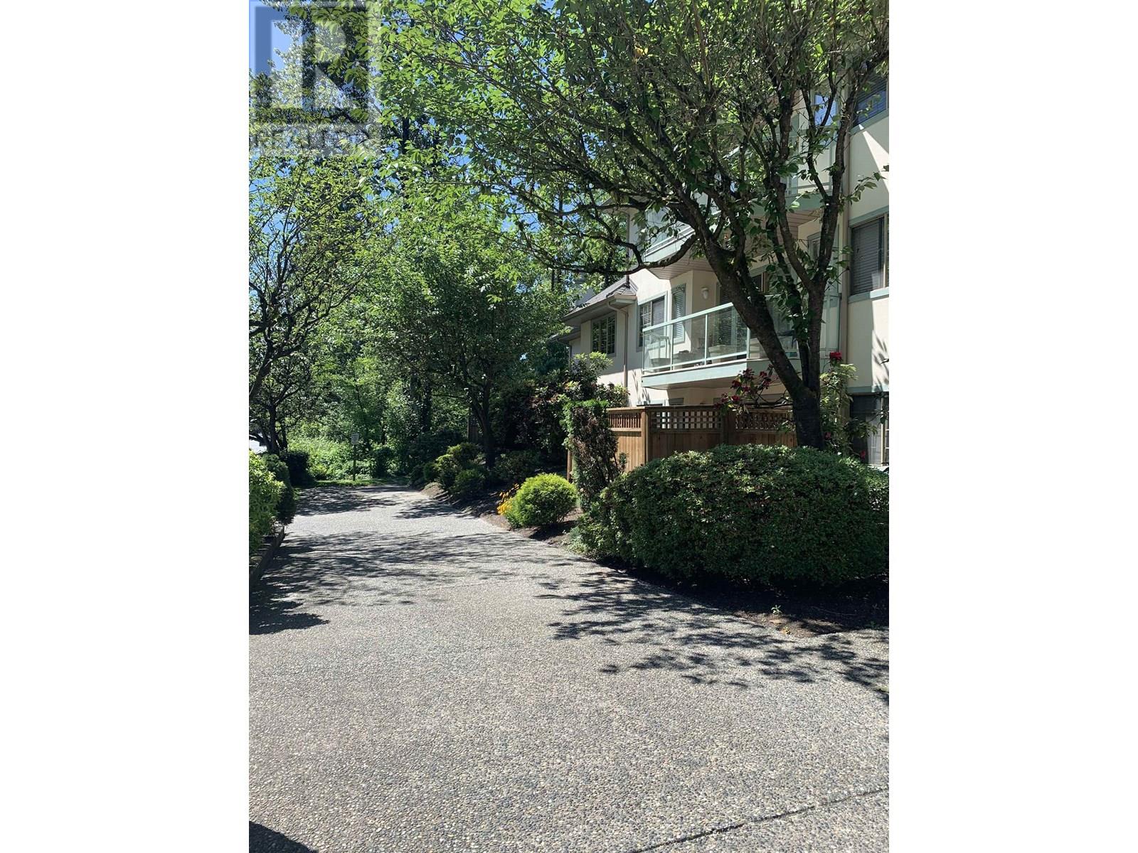 215 1148 WESTWOOD STREET