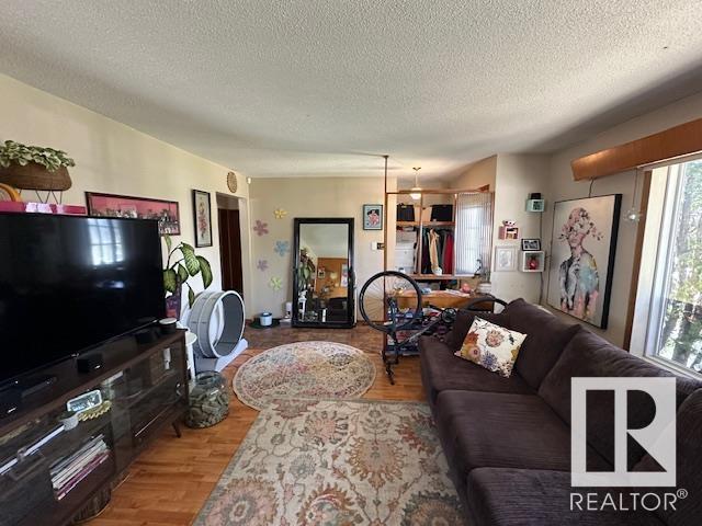 12735 129 ST NW
