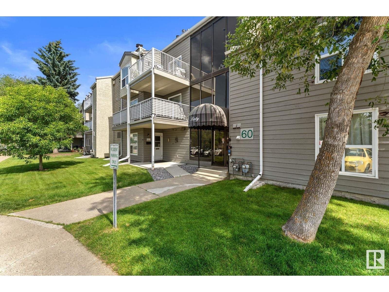 #108 60 ALPINE PL