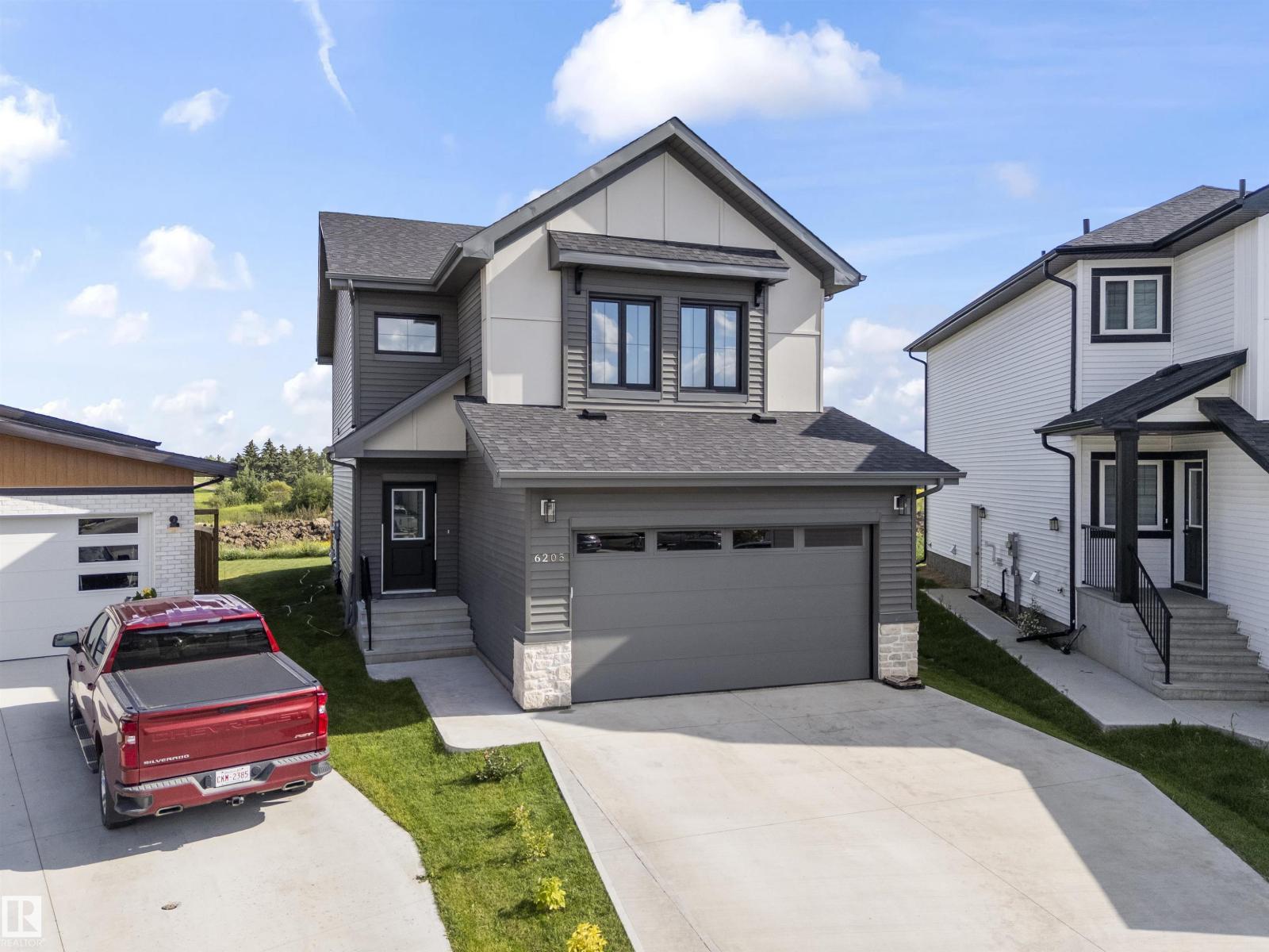 #6205 6205 46 AV